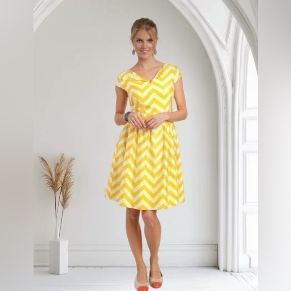 Elizabeth McKay 50’s Dress in Yellow Chevron, New with Tags - Picture 1 of 7